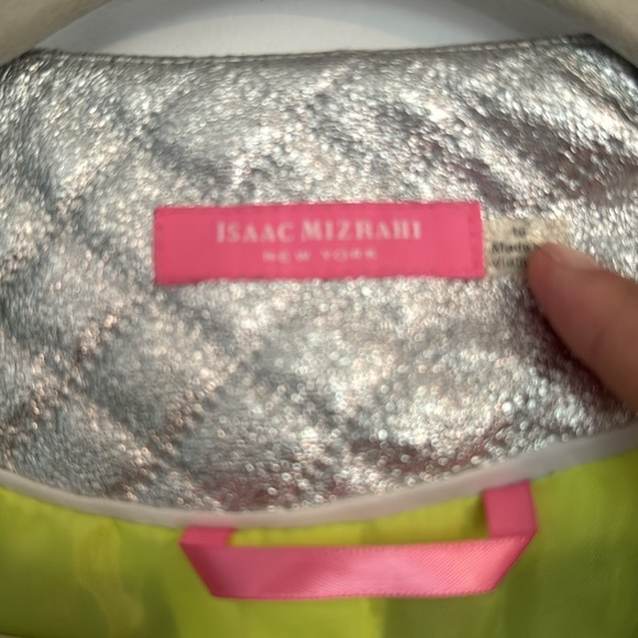 gorgeous quilted Isaac Mizrahi silver blazer zip up - Picture 4 of 5